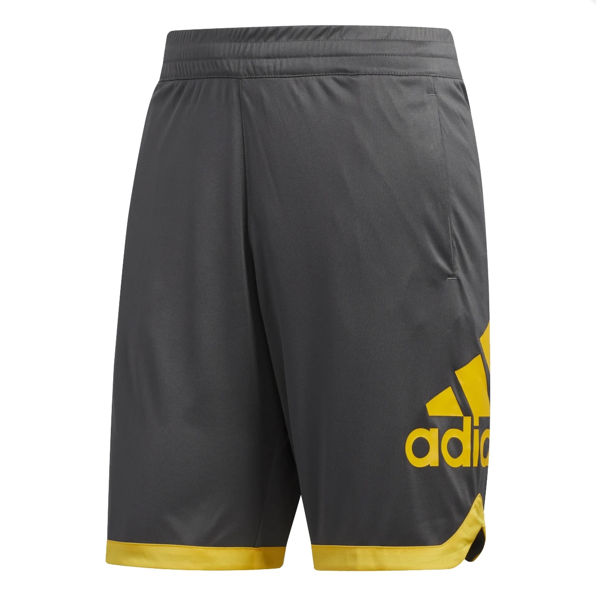 Bermuda adidas badge hot sale of sport masculina