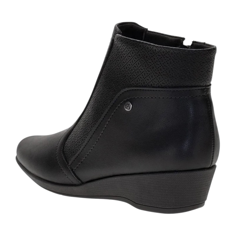 image_b9de563b-ac29-4dff-9fe0-f5a95695b466