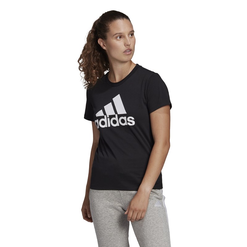 Camiseta Adidas Loungewear Essentials Logo Feminina