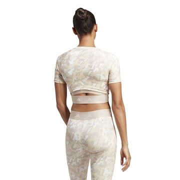 Camiseta Cropped Adidas Studio Yoga Feminina - EsporteLegal