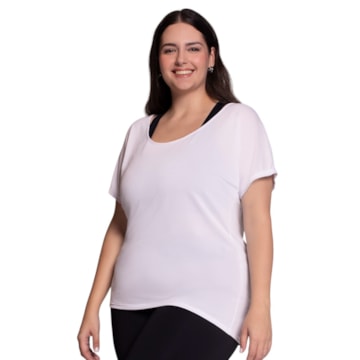 Camiseta Selene Plus Size Feminina