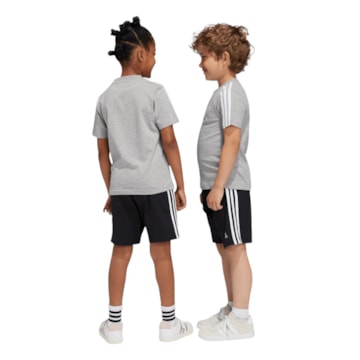 Conjunto Adidas Camiseta + Short Essentials Infantil