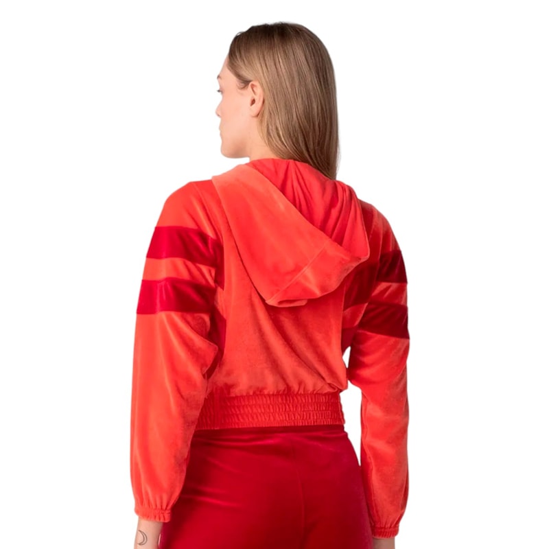 image_3fa2b08f-86f0-4c2e-afb5-6a3e8116f8d0