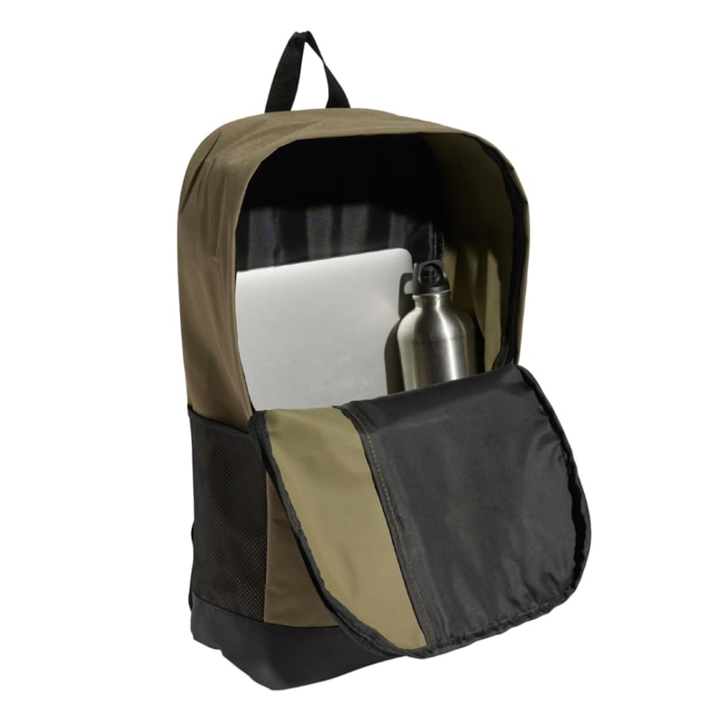 image_f6bab832-9779-4b03-ae27-f0276e692a0b