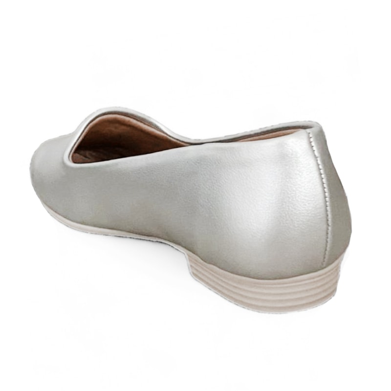 image_a1e529f3-01c8-4d7b-9f4d-b634f29e6b0d