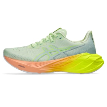 Tênis Asics Novablast 4 Paris Feminino