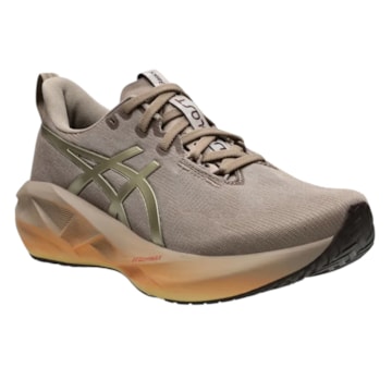 Tênis Asics Novablast 5 Luxe Feminino