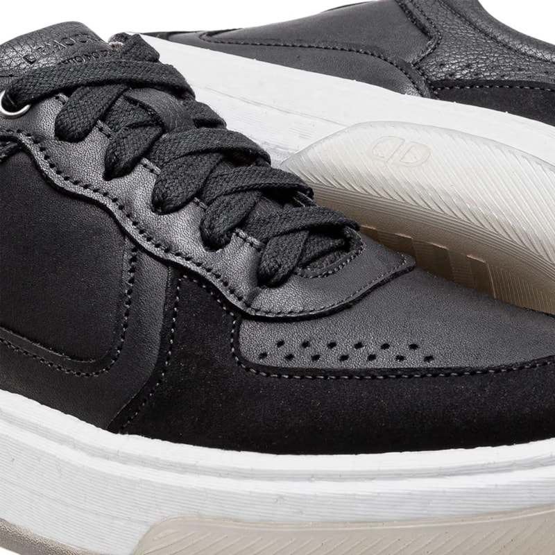 image_8b905ee5-9fb4-4283-aea8-50e46ea86a4f