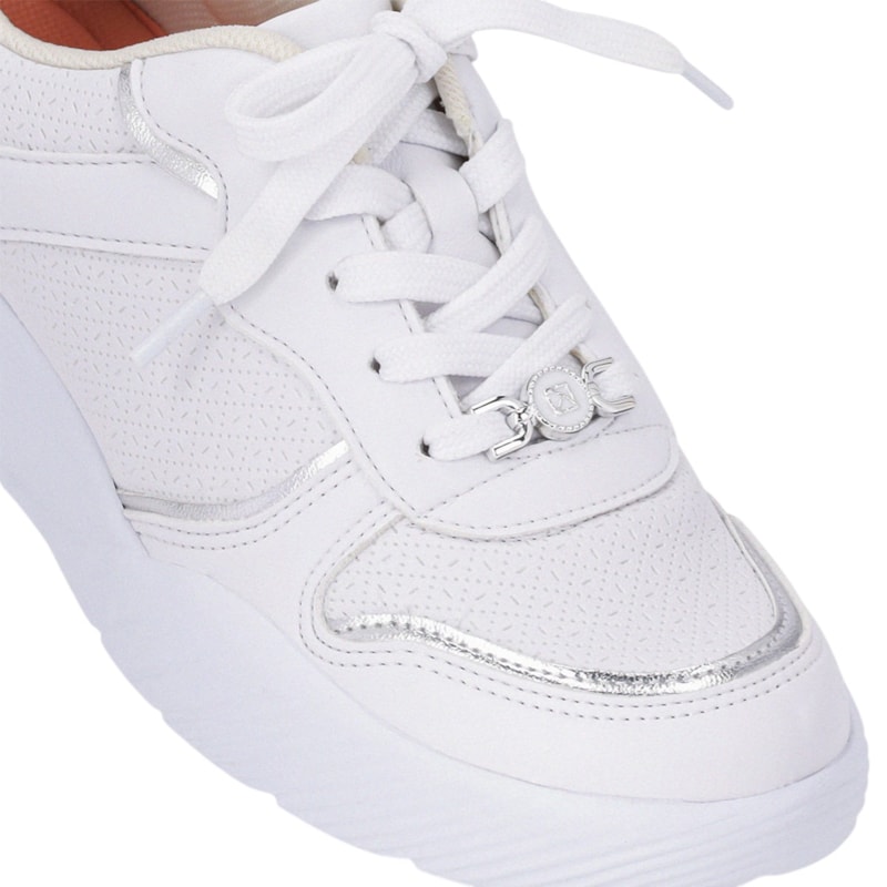 image_b985d96a-9ee4-401d-8390-dfed0daea87e