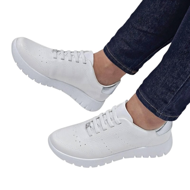 image_e410e1c8-ba08-4d16-8828-38d81df3ec04